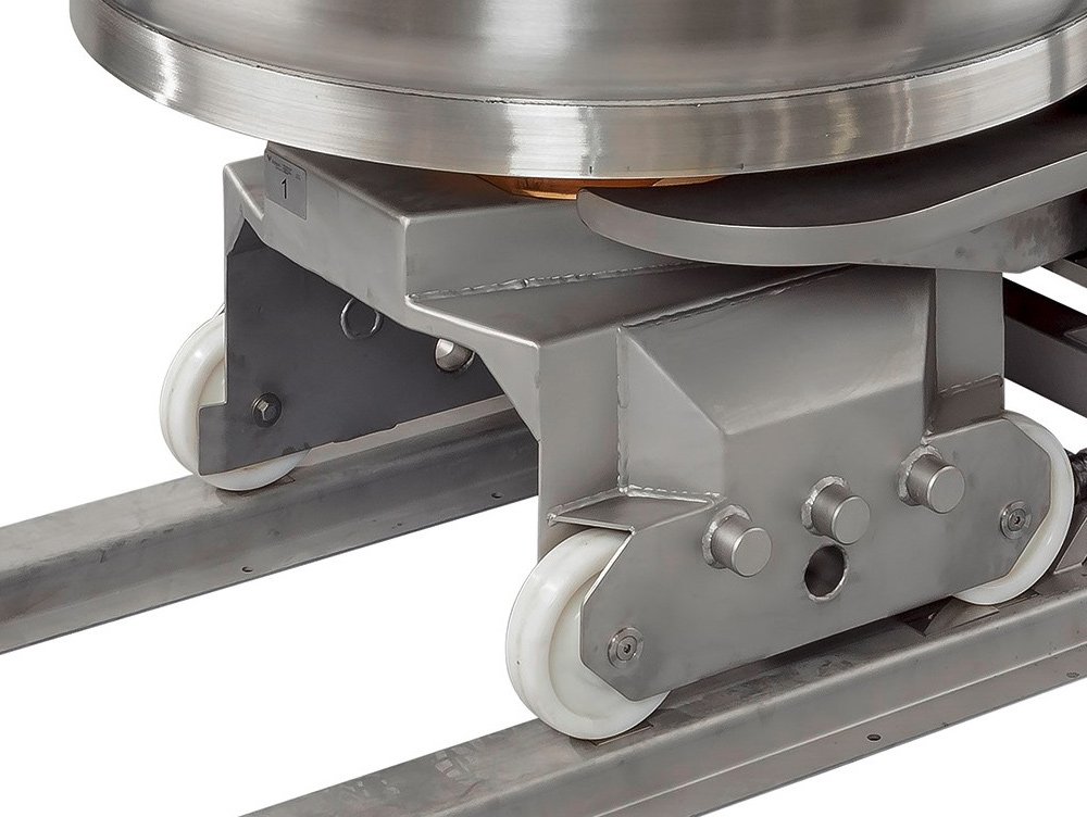 Mixer bowls made from stainless steel